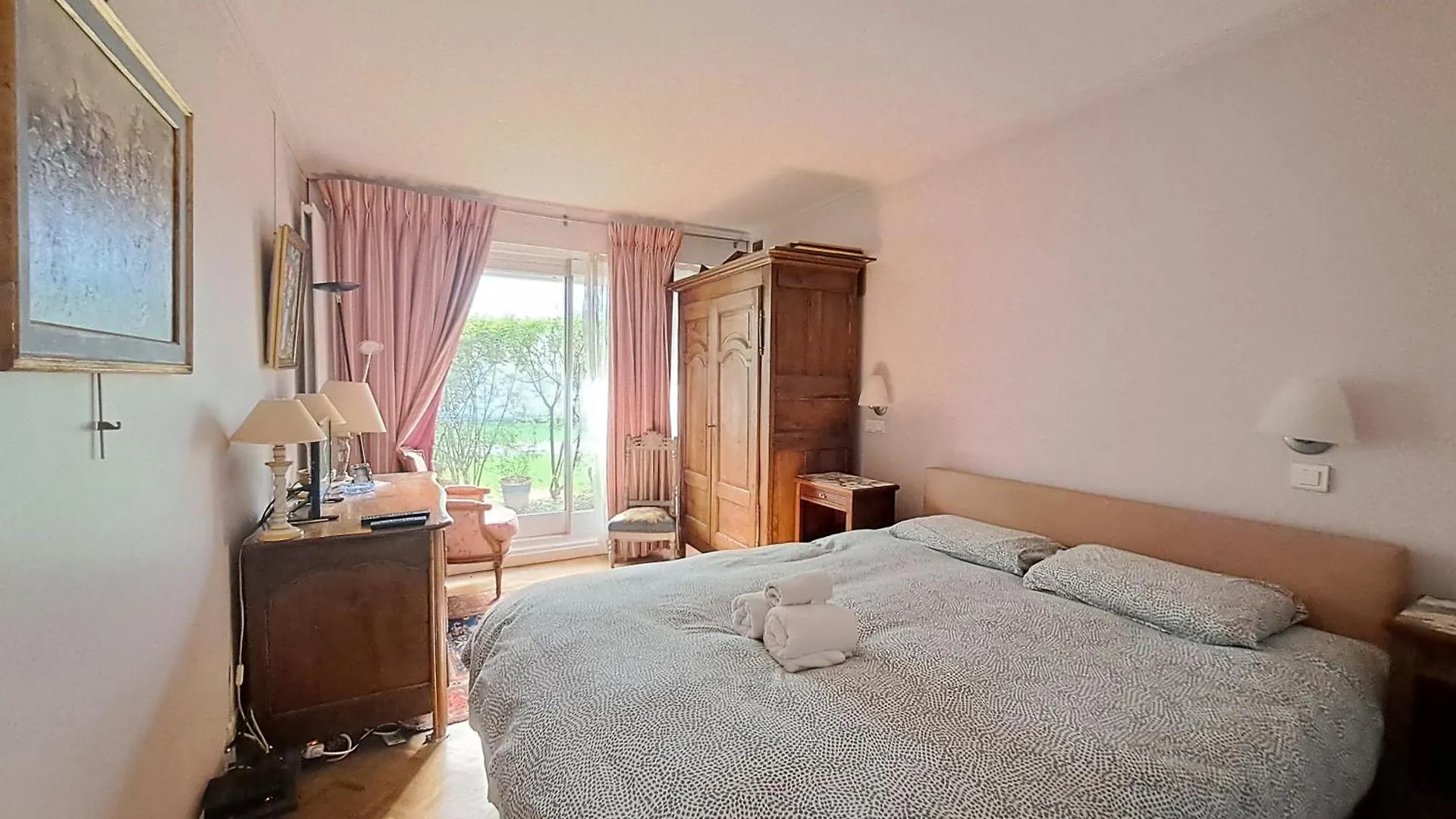 Salle - Ci - Avec Jardin - 6eme Paris