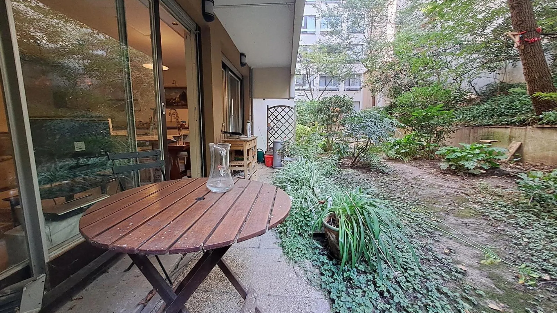 Appartement Salle - Ci - Avec Jardin - 6eme